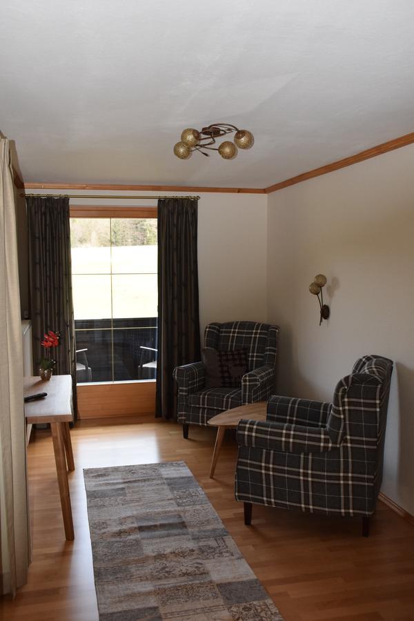 Pension Hohenau Hotel Фушл ам Зее Екстериор снимка