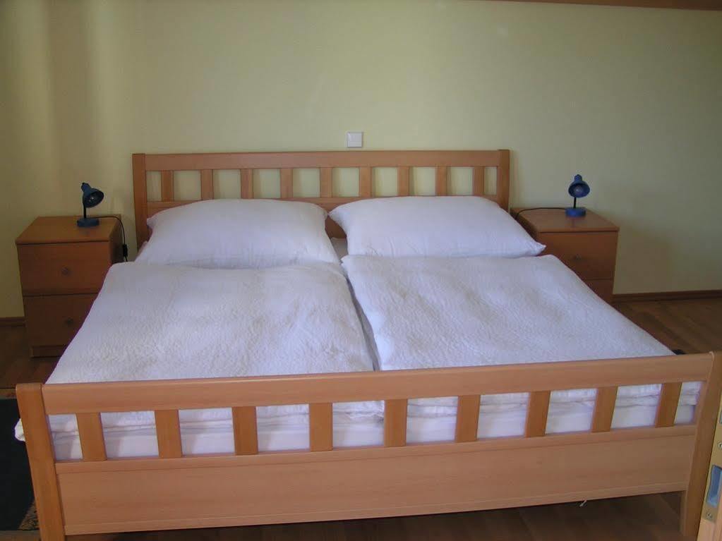 Pension Hohenau Hotel Фушл ам Зее Екстериор снимка